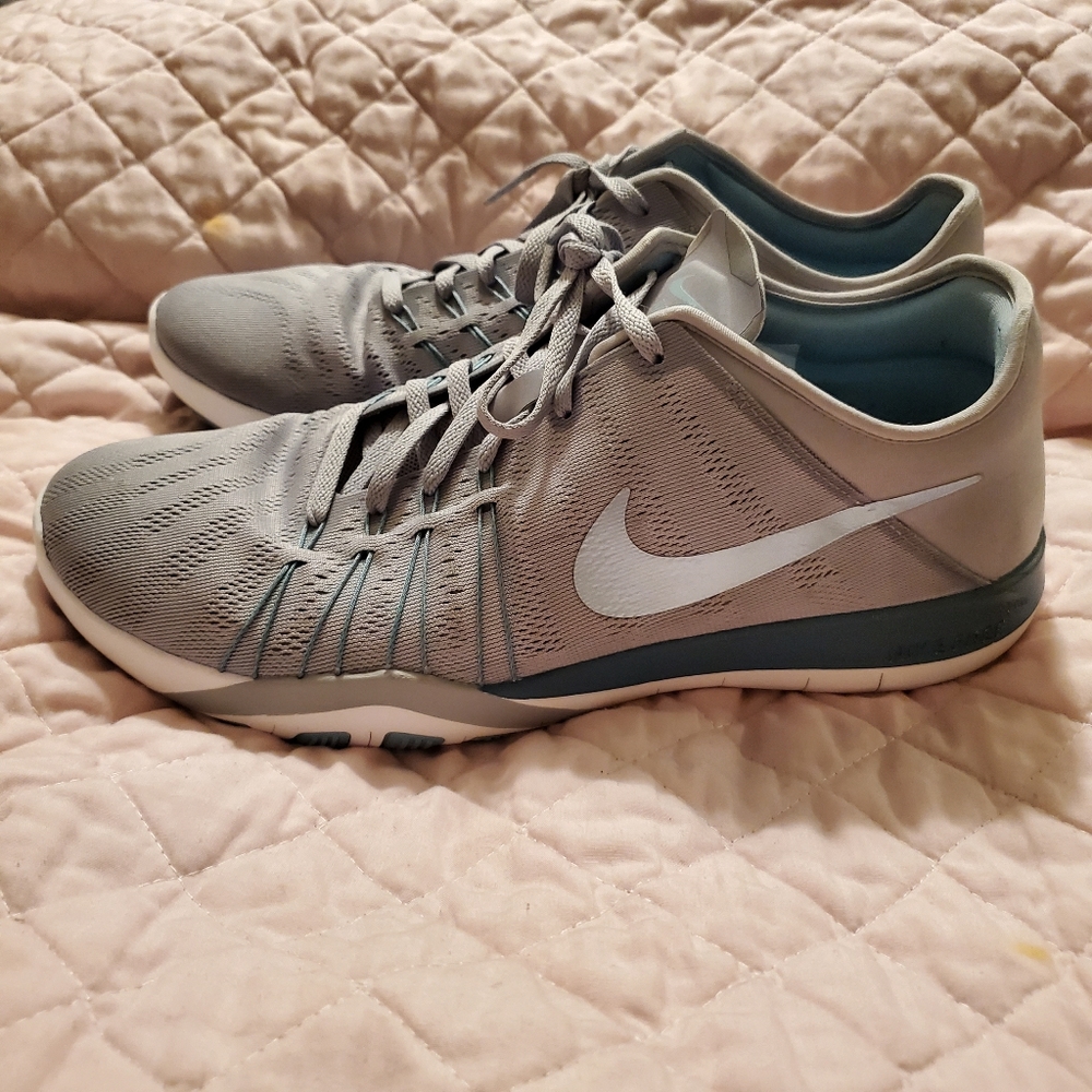 Nike Free TR 6 women's 11